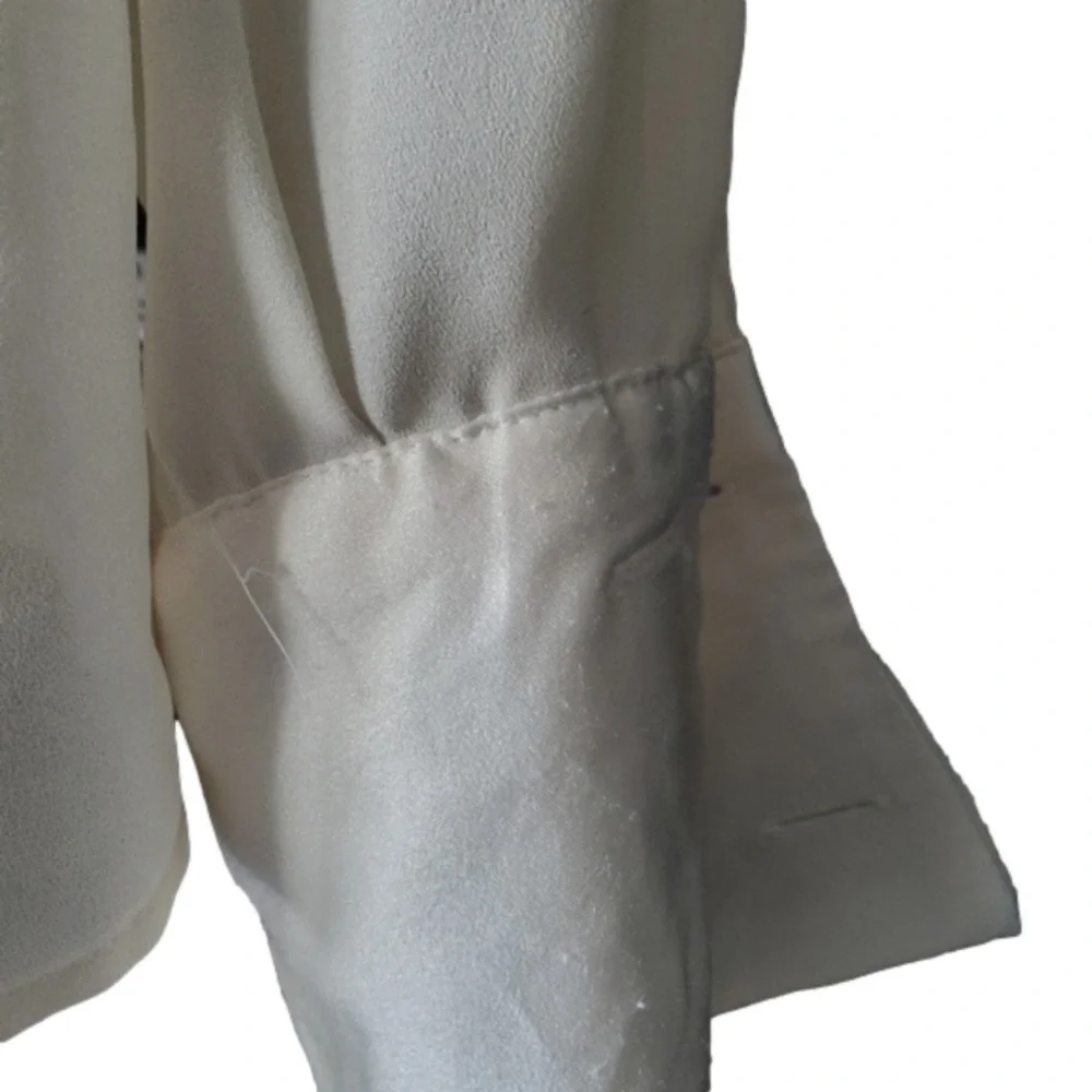 Dior Cream Pleated Blouse - Picture 4 of 8